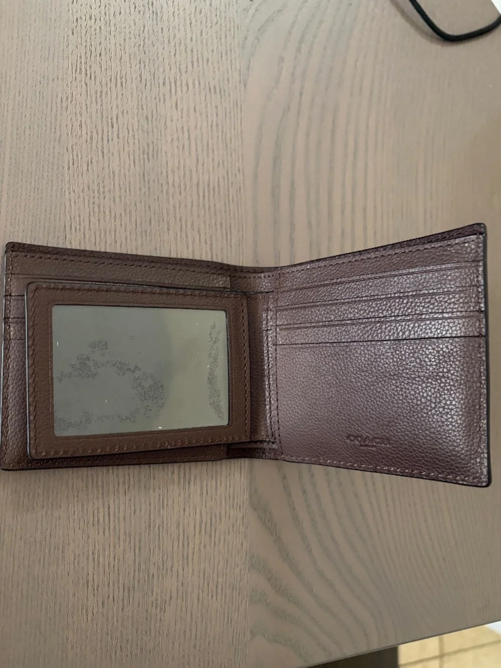 BRAND NEW Men's Coach Wallet